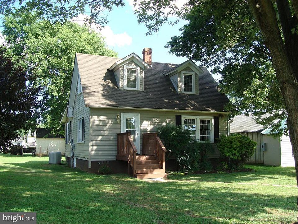 1st image of 2448 24th St