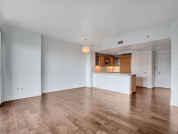 4th image of 222 Karen Ave Unit 2705