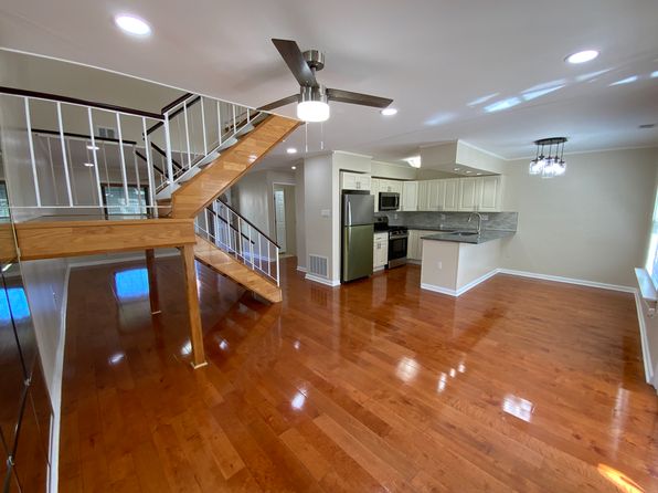 8422 Madison Pl