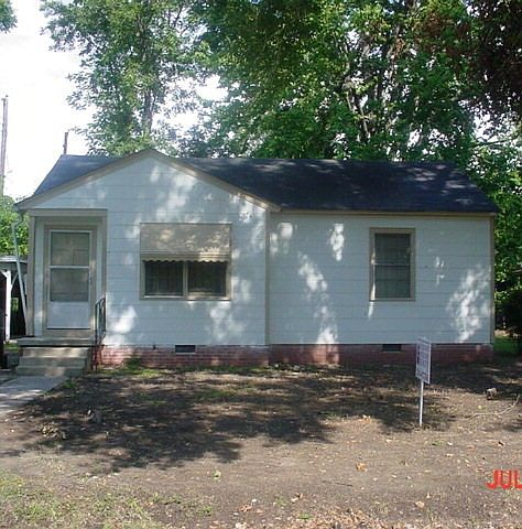 1st image of 1450 Canal Ave