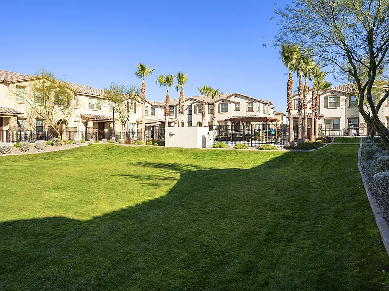 Casa Sole Vita Townhomes — Photo 16