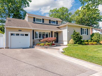216 Cypress Street, Massapequa Park, NY, 11762