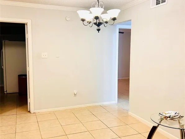 11643 Chimney Rock Rd APT B, Houston, TX 77035