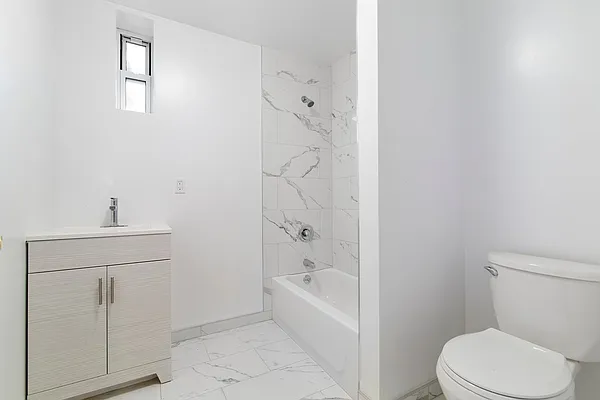 Rented by REAL New York | media 12