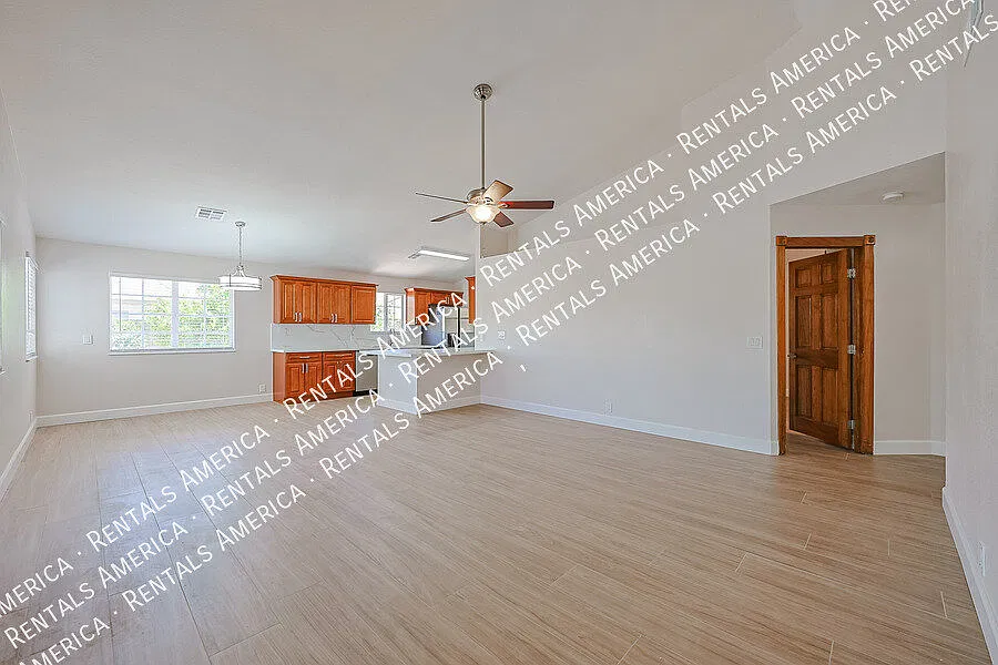 $500 Rent Credit ? Limited Time Move In Special! — Photo 4