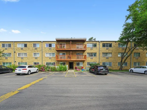712 Dempster St APT F209, Mount Prospect, IL 60056