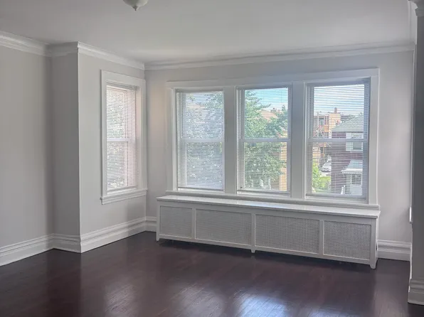 5642 N Bernard St #2, Chicago, IL 60659