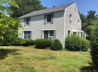 69 Garden Dr, Fairfield, CT 06825