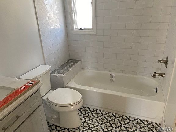 4th image of 19 Oakdale Pl