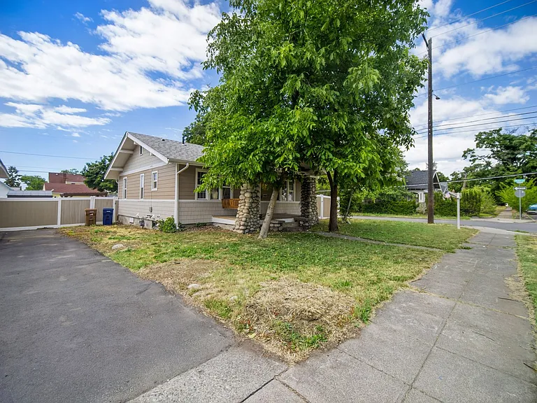 2527 W Liberty Ave — Photo 24