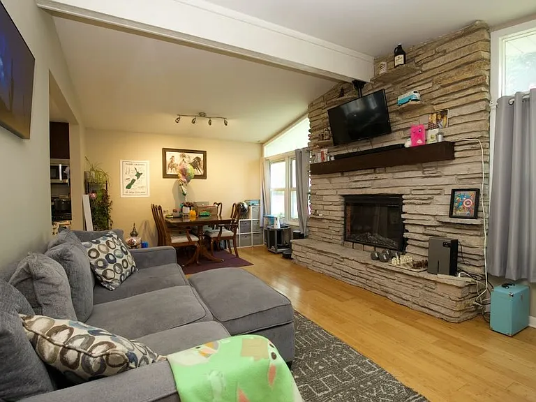 55 E Jeffery Ave #SFH — Photo 9