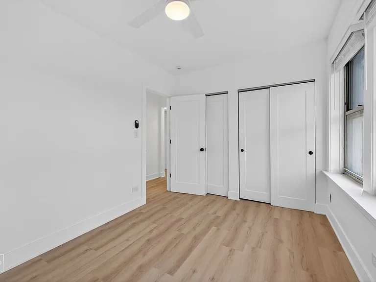 6310 N Artesian — Photo 37