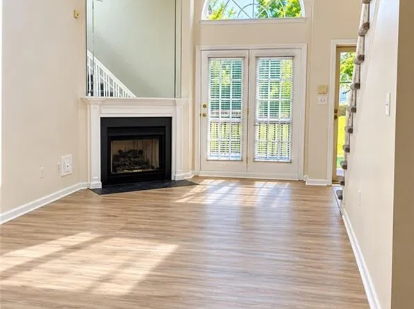 2405 London Pointe Dr, Virginia Beach, VA 23454