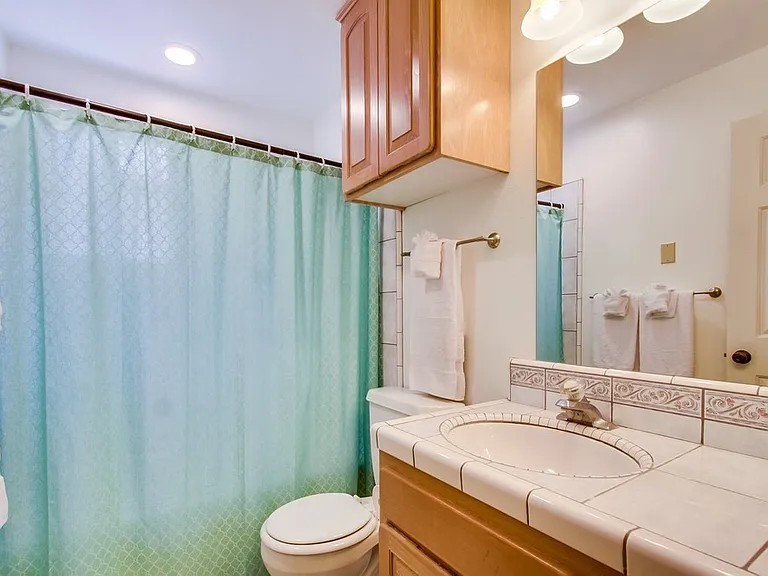 831 Allerton Ct — Photo 25