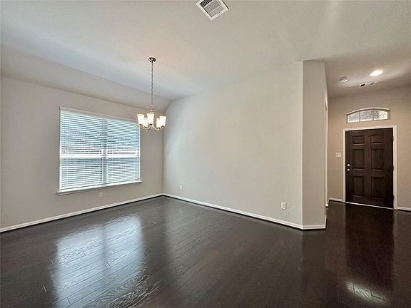 3rd image of 28707 Forest Pass Ln