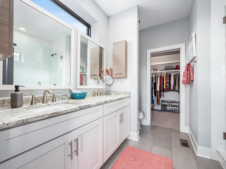 271 Neruda Ave — Photo 45