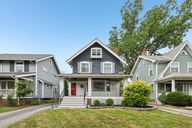Giel Ave-S2008-001.jpg