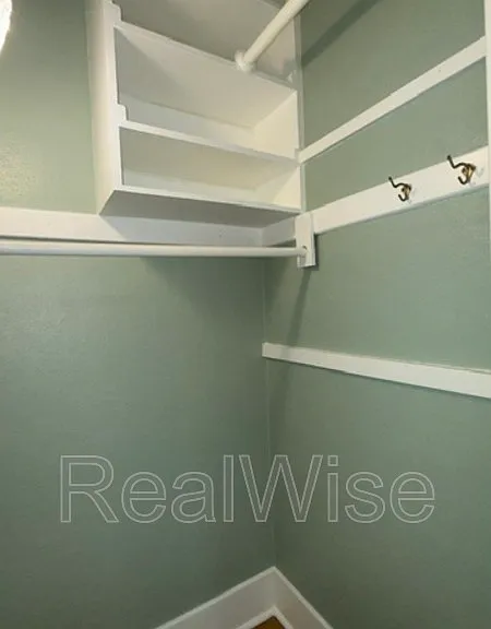 837 SE Blakeley Ave — Photo 29