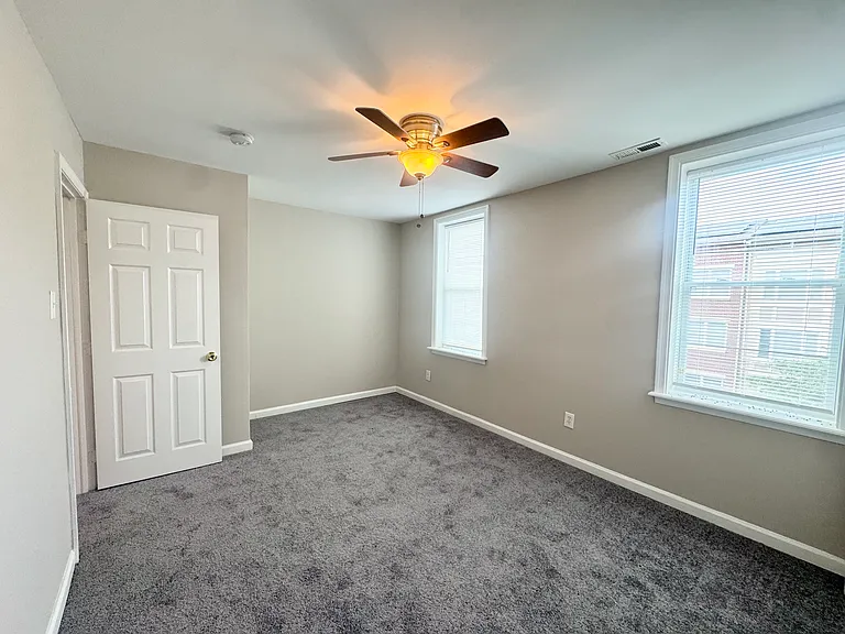 3510 Wallace St — Photo 27