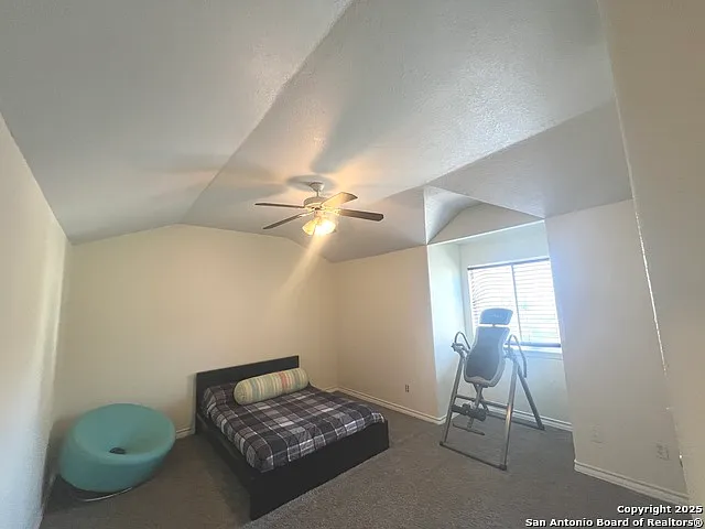 610 Renoir — Photo 20