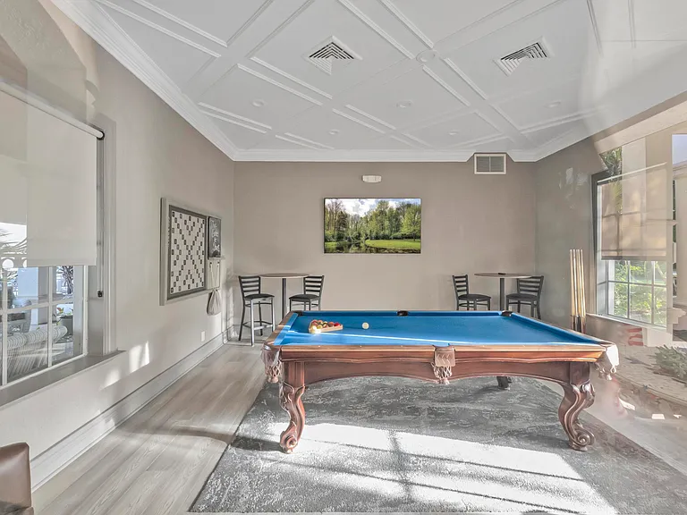 343 SE Rogers Ct — Photo 28