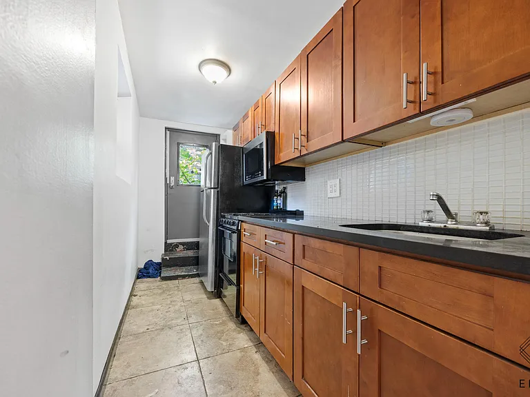 444 Lafayette Ave #1B — Photo 1
