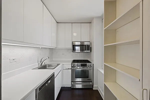 Rented by Compass | media 15