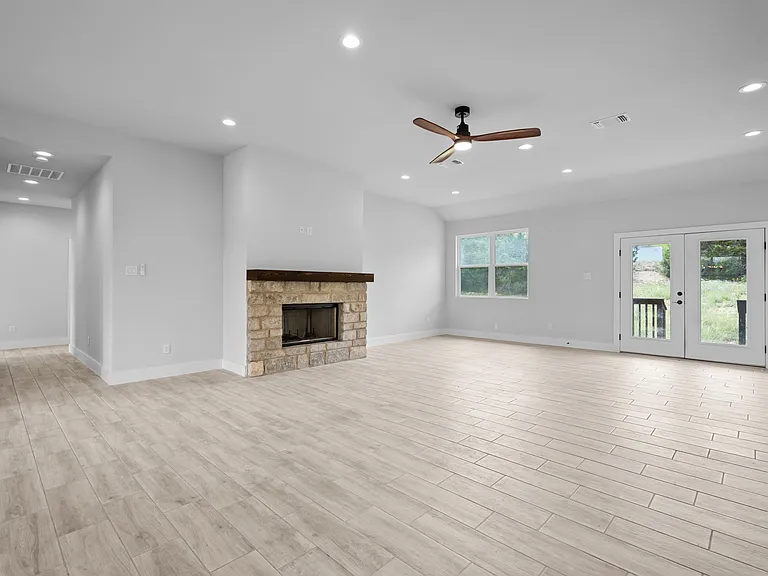 1350 Birch Ln — Photo 11
