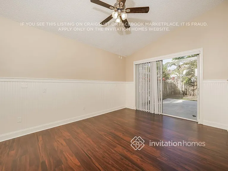 7699 Thornlee Dr — Photo 9