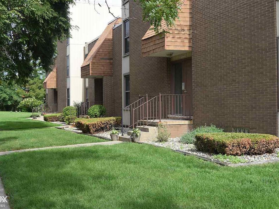 1st image of 21 Dickinson St Unit C