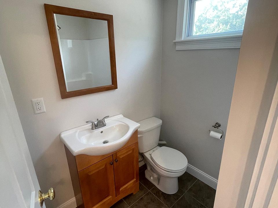 26 Westboylston St 2 West Boylston MA 01583 Zillow   1859c81adeb52a84c38a0c1a86531753 Cc Ft 960 