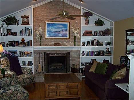 3rd image of 5650 Sovereign Dr