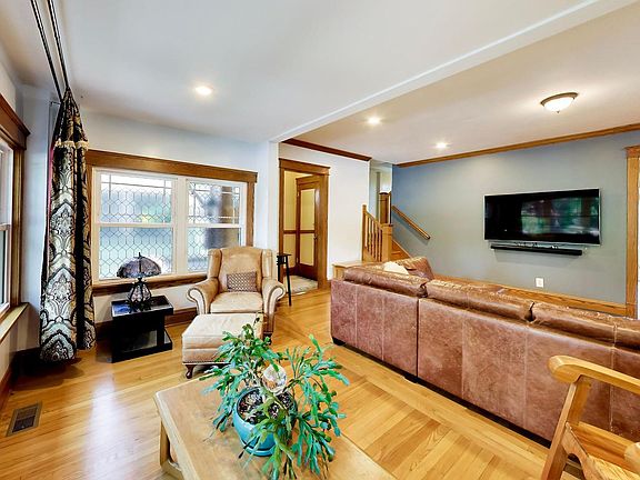 5th image of 1504 W Juneway Ter