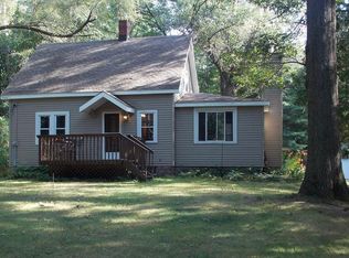 541 W Cole Rd, Sanford, MI 48657