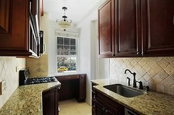 Sold by Douglas Elliman | media 8