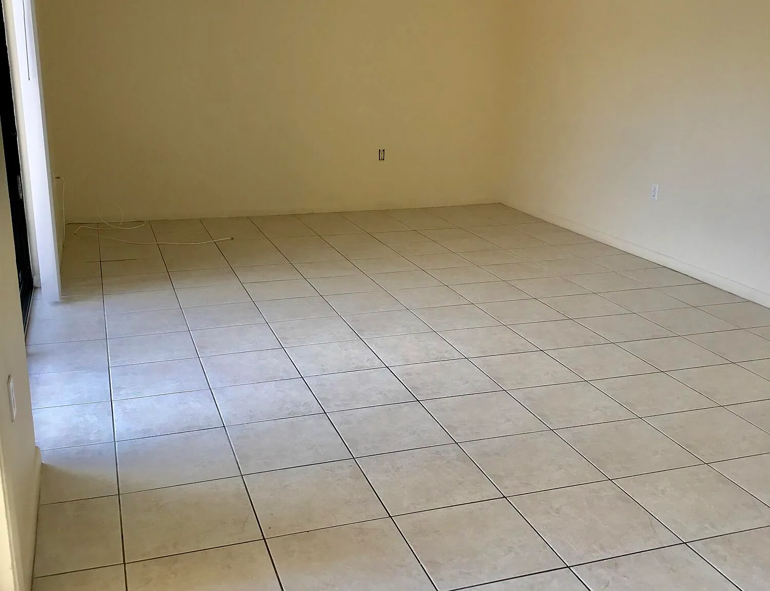 2 bed, 2.5 bath, 1236 sqft, $2,150 — Photo 2