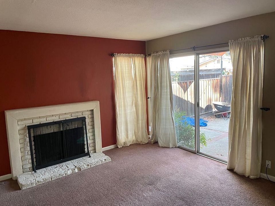 1st image of 744 Stardust Ln