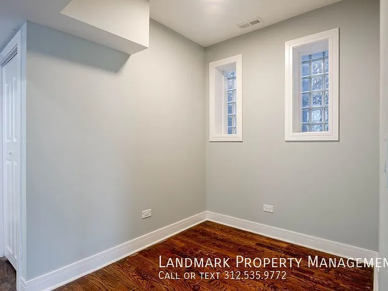 2353 W 18th Pl #2F — Photo 8