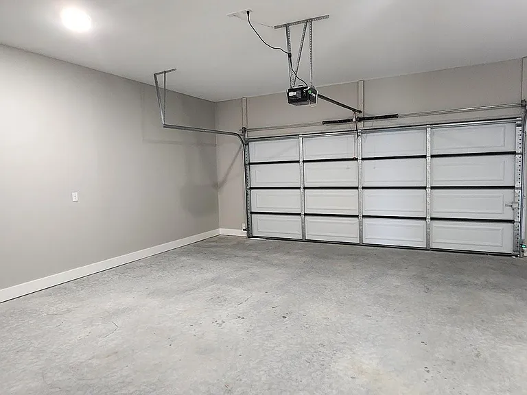 225 Country Club Pkwy #52 — Photo 13