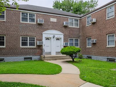 6030 251st Street #Upper, Little Neck, NY, 11362