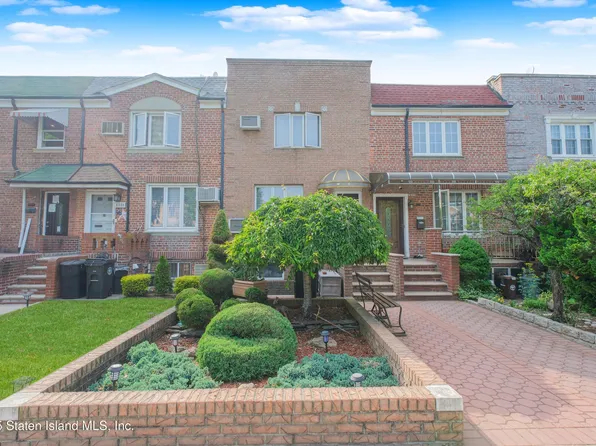 8884 16th Ave, Brooklyn, NY 11214