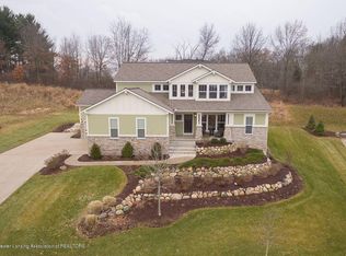 6103 Southridge Rd, East Lansing, MI 48823