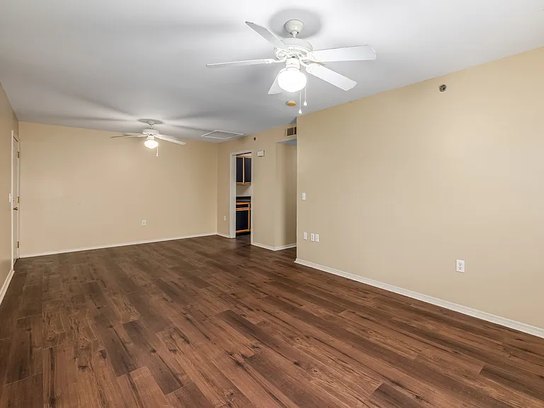 Mountain View Apartments — Photo 7
