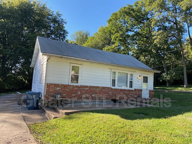 1st image of 111 Cumberland Ave