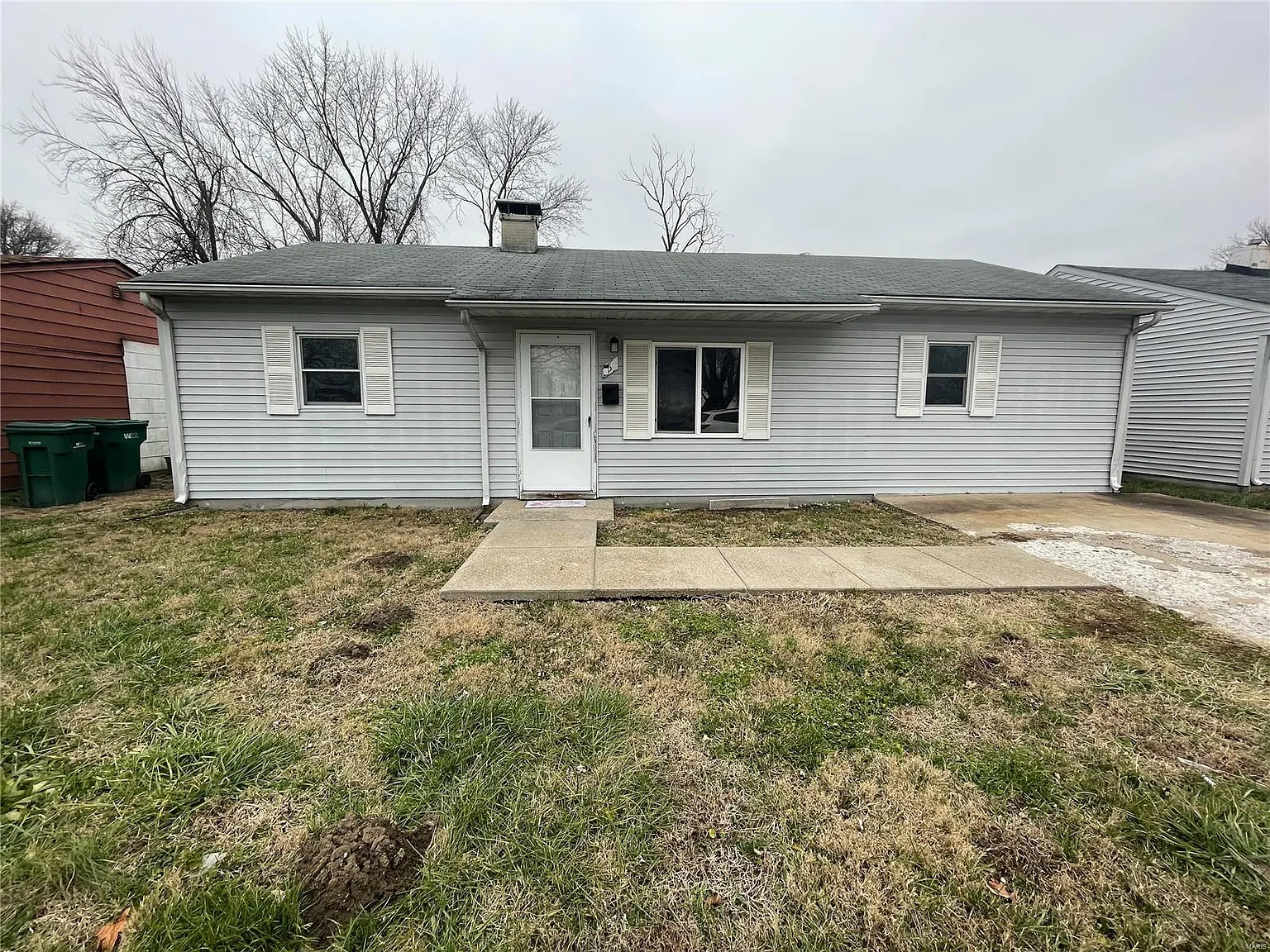 5 Dora Dr photo 1