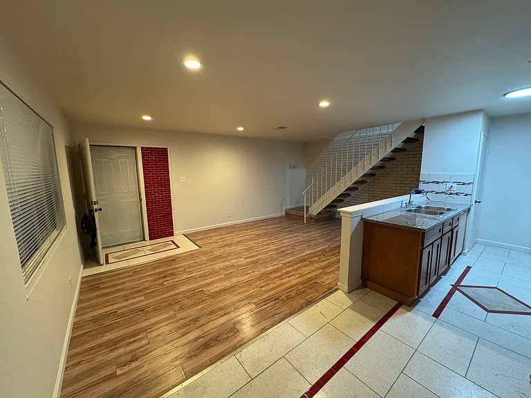 2317 Lemontree Way #3 — Photo 1