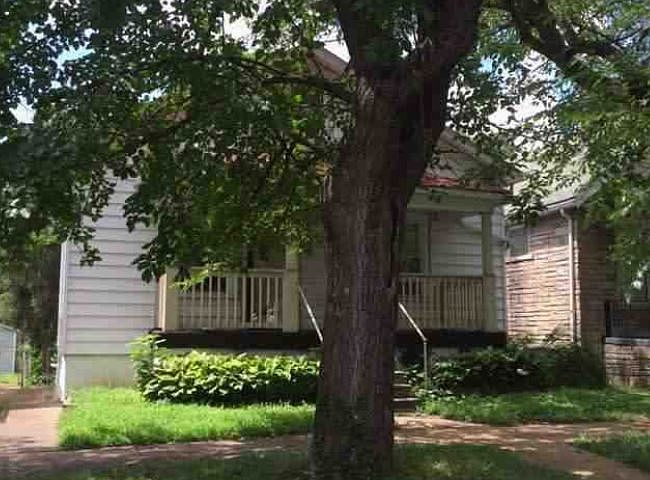 2nd image of 4619 S Spring Ave