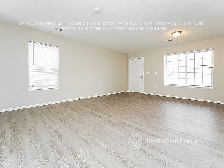 20460 Randolph Pl — Photo 11