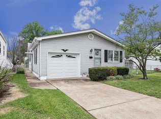 6956 Sutherland Ave, Saint Louis, MO