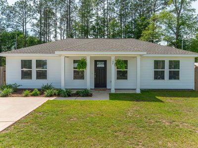 192 S Norwood Rd, Defuniak Springs, FL, 32435